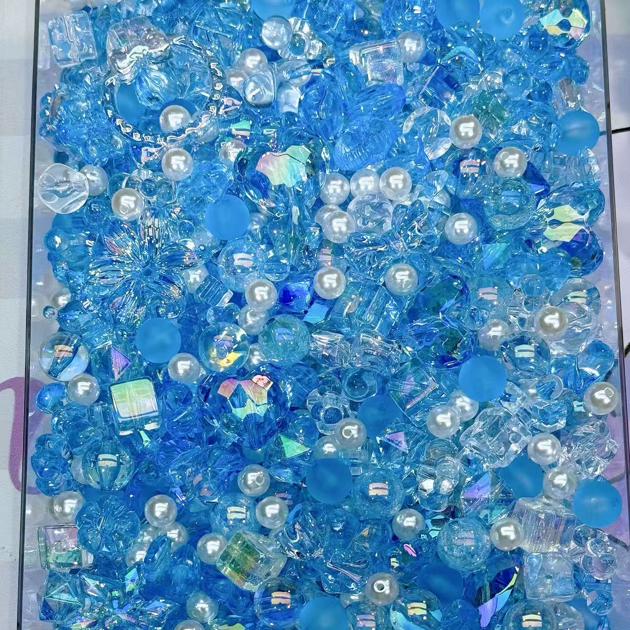 Acrylic beads-Ocean Heart Light Blue