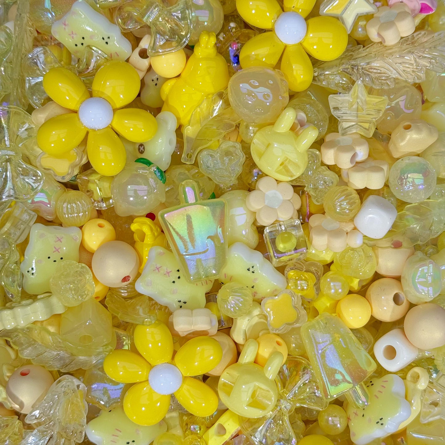 Acrylic beads- Light yellow (for keychains,phonechains,beadable pens,car charms)