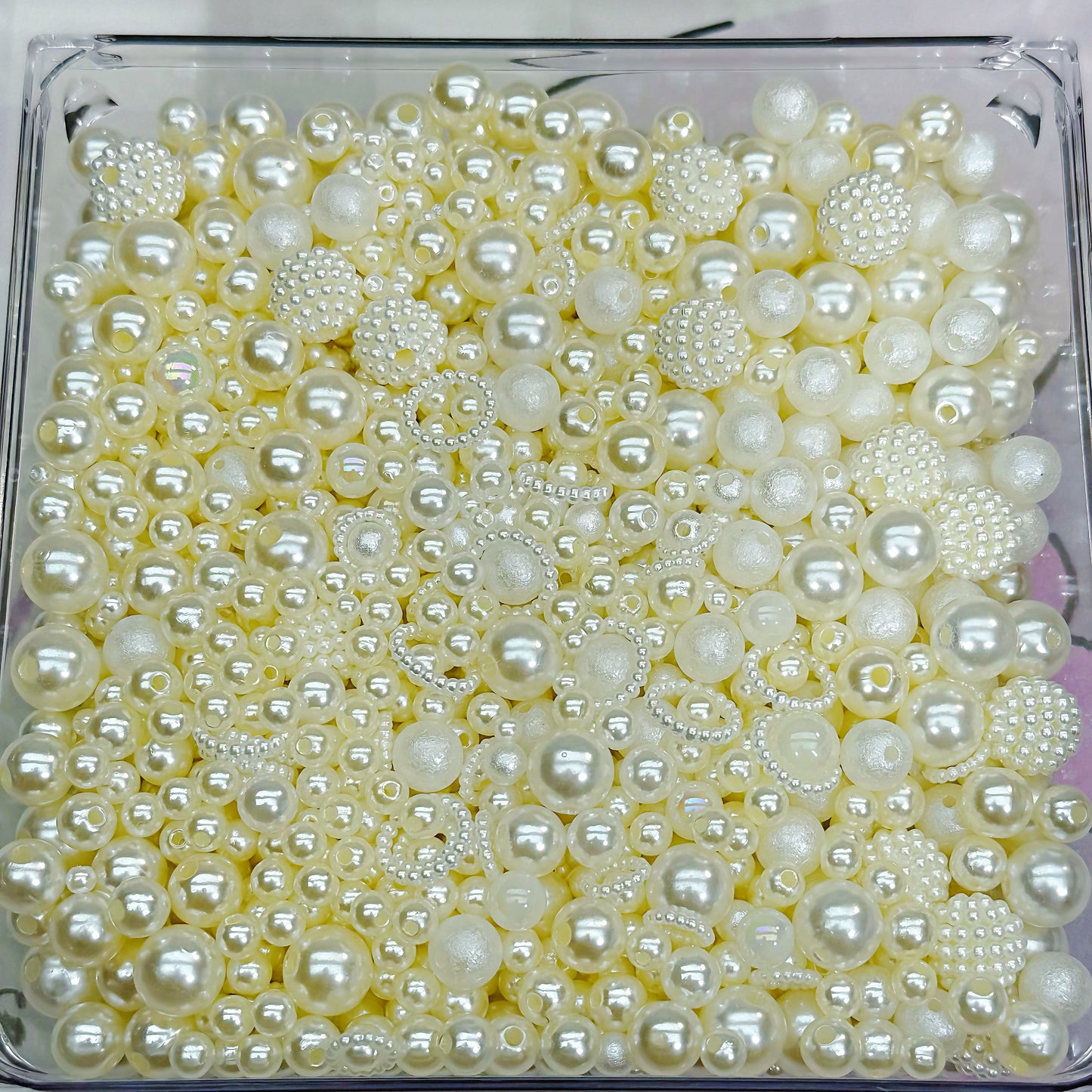 （BOGO）Acrylic beads- Cream White pearls