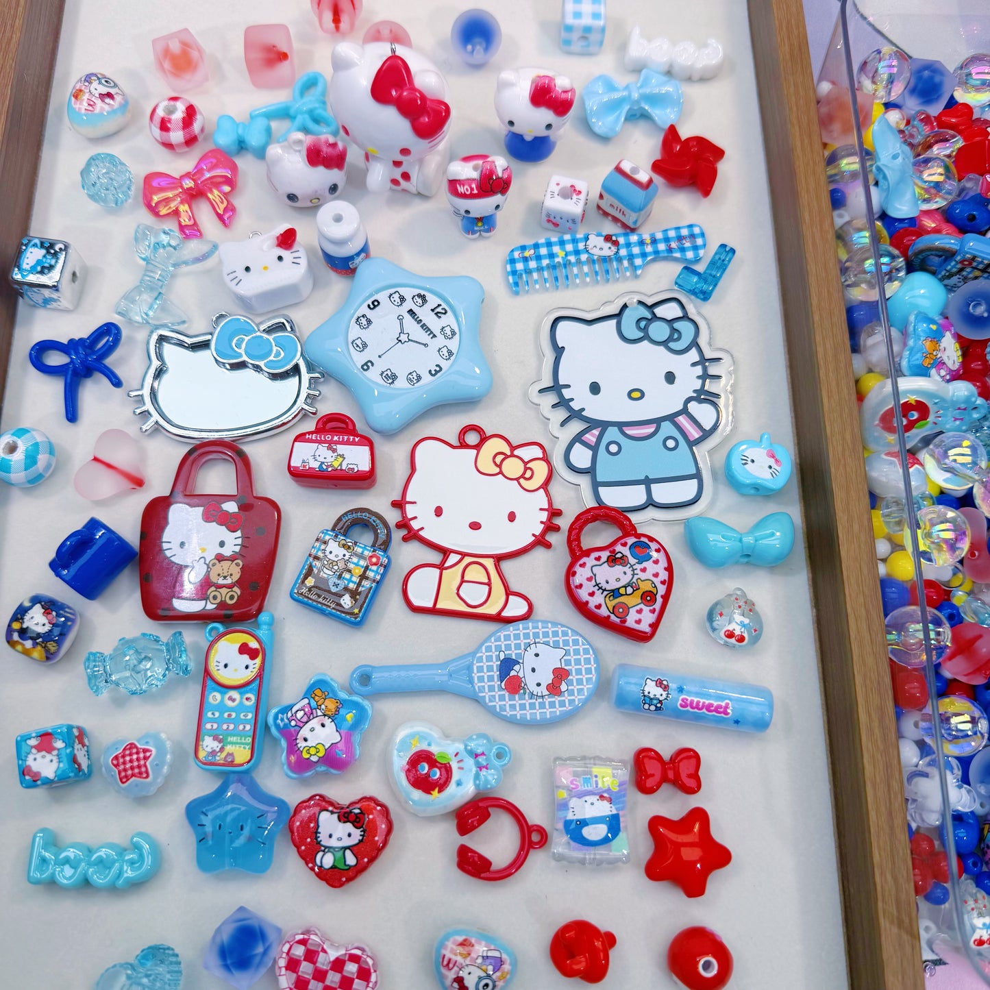 Acrylic bead - Red&Blue Kitty