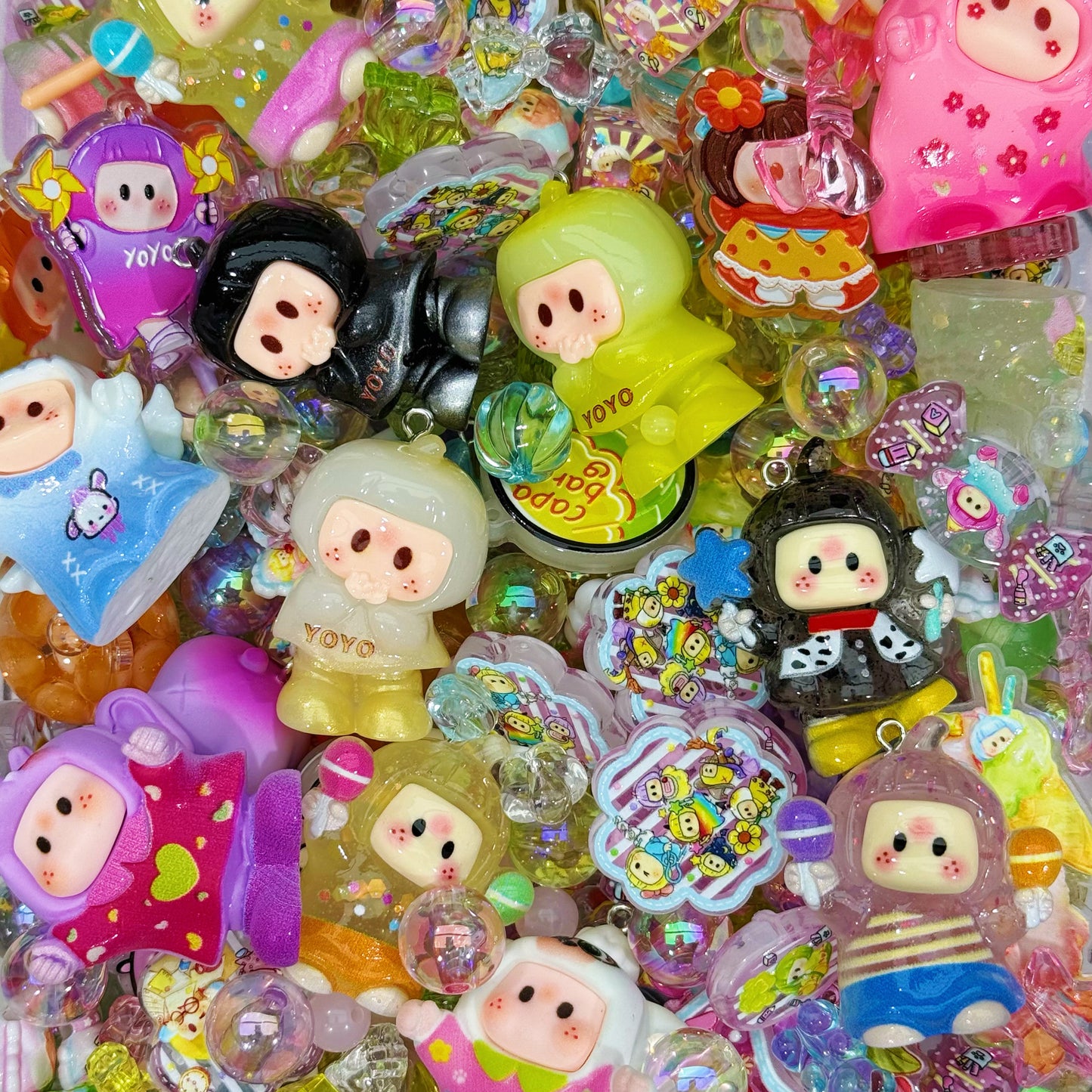 （BOGO)Acrylic beads- YoYo （for keychains,phonechains,beadable pens,car charms)