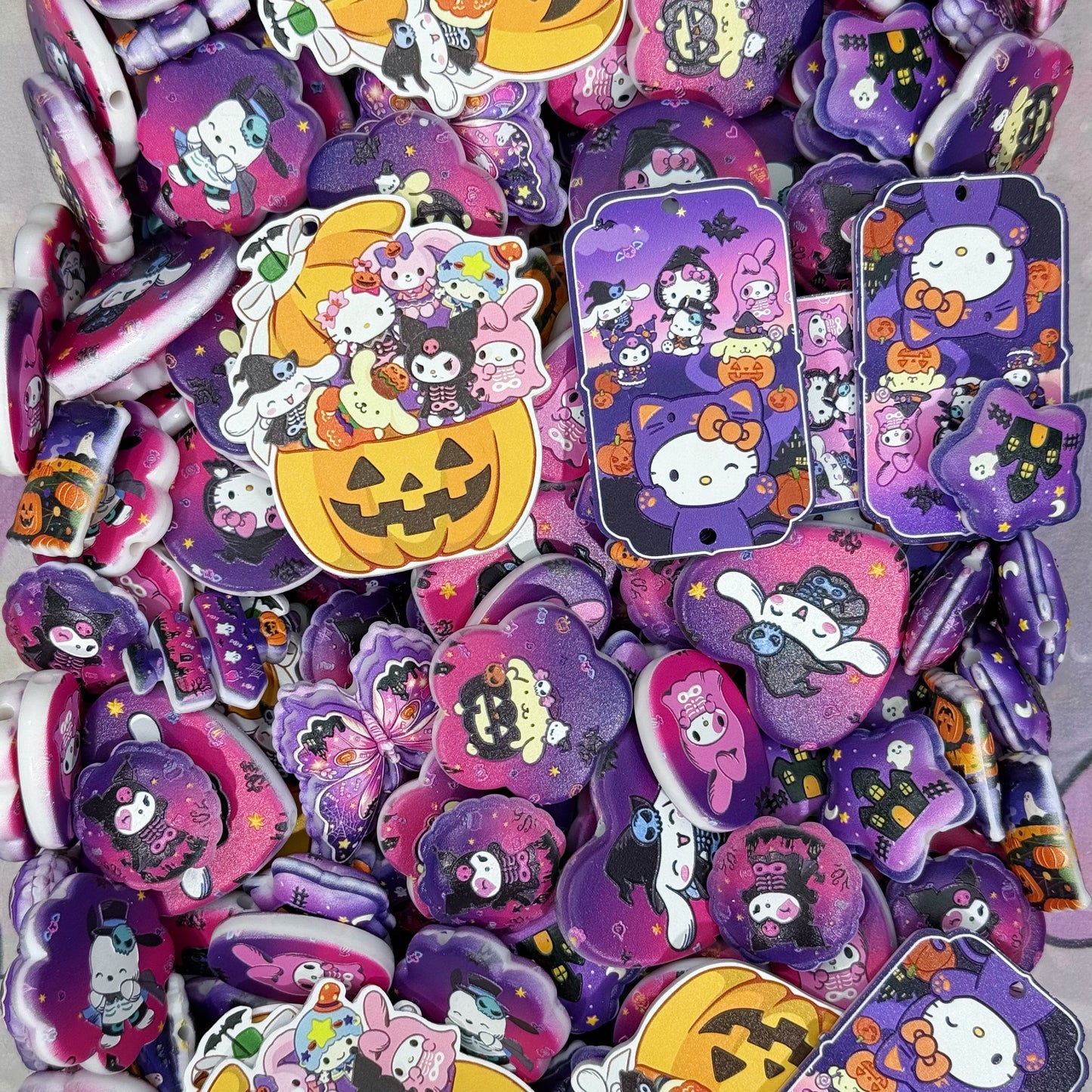 Acrylic slice- Halloween Spooky （for keychains,phonechains,beadable pens,car charms)